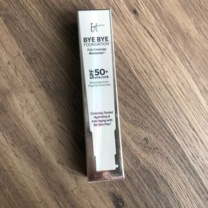 IT Cosmetics Bye Bye Foundation - Medium